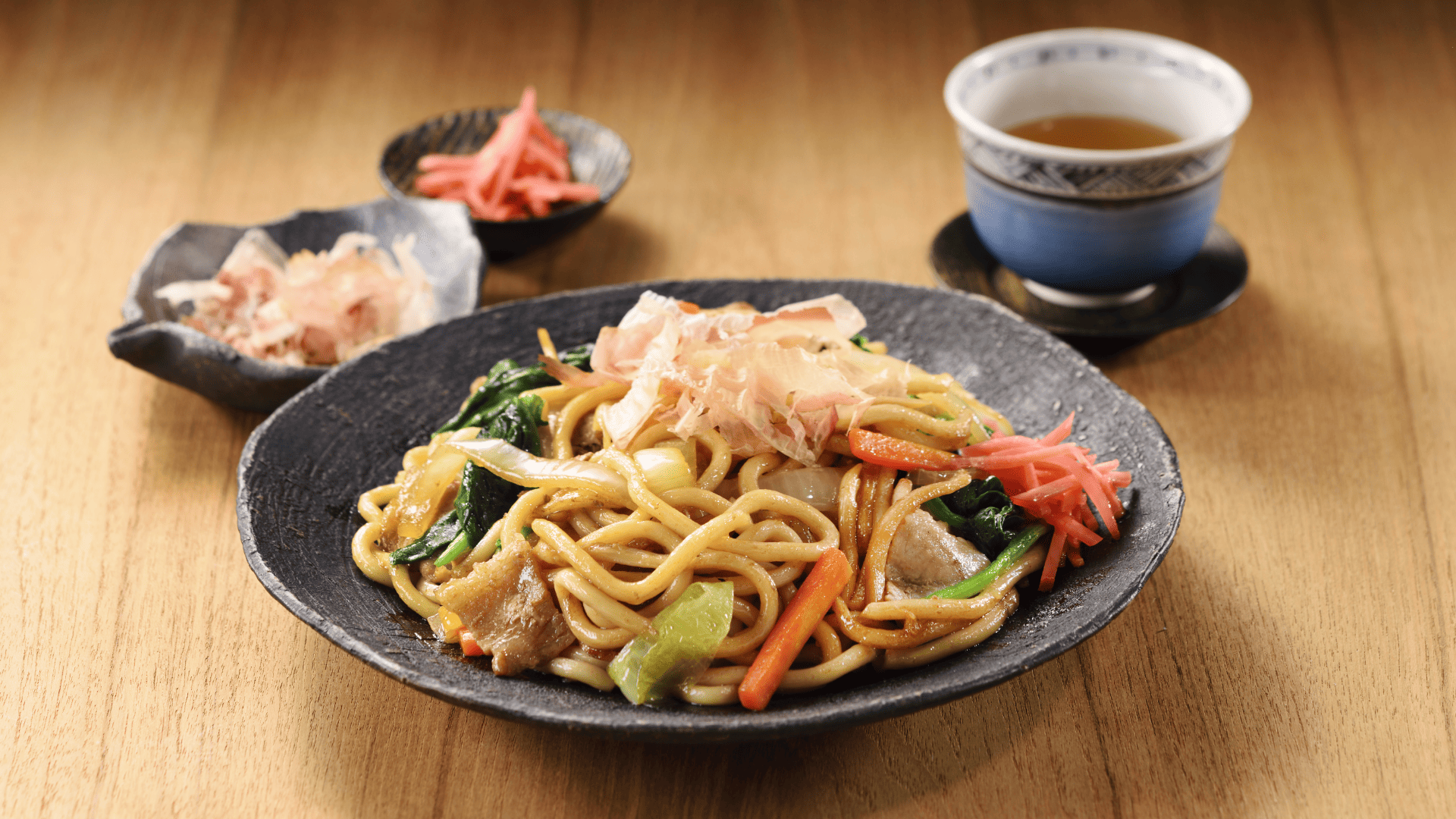 青森ネバリゴシ麺焼うどん – 津軽こだわり麺工房 高砂 本店／高砂食品
